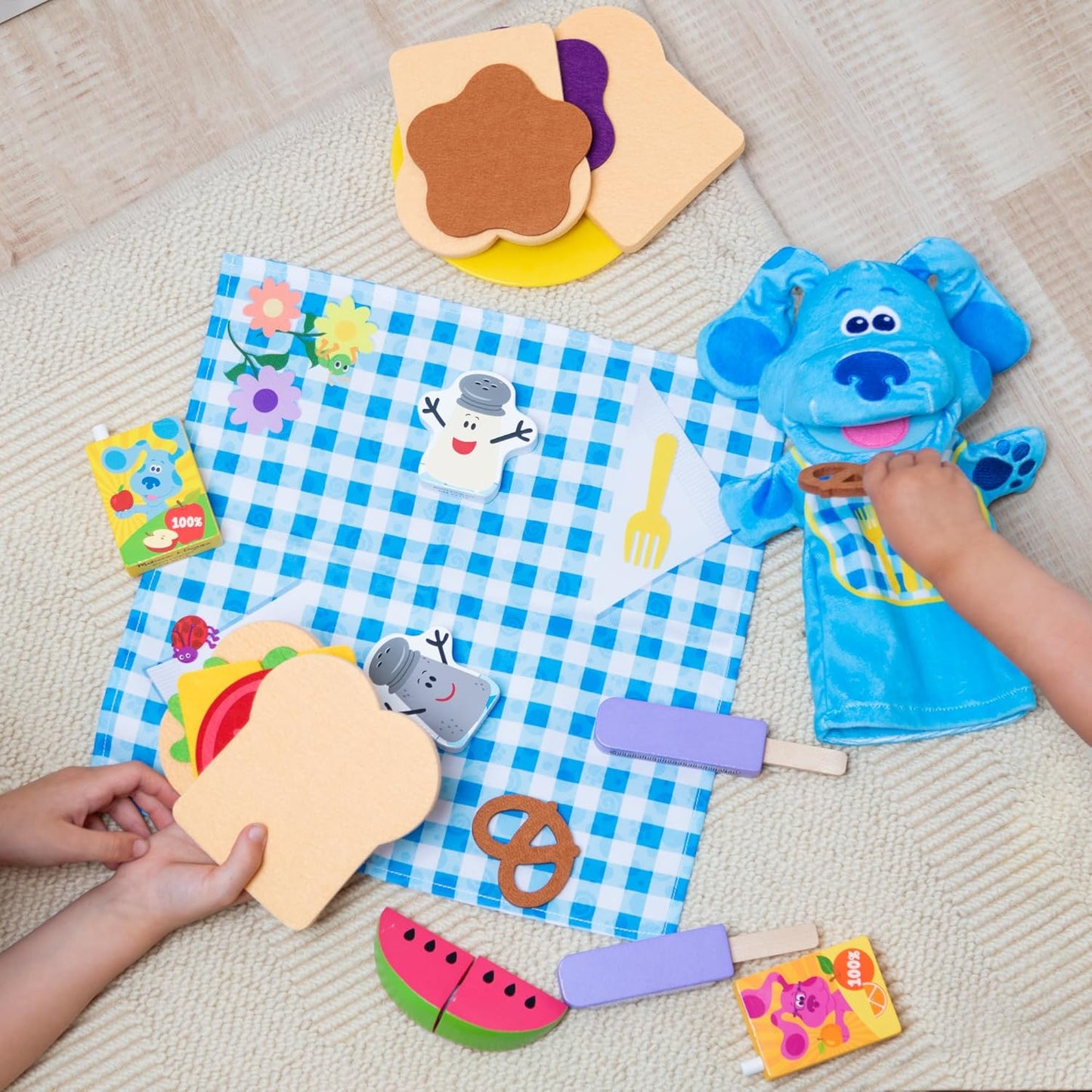 Melissa & Doug Blue’s Clues & You! Picnic Play Set