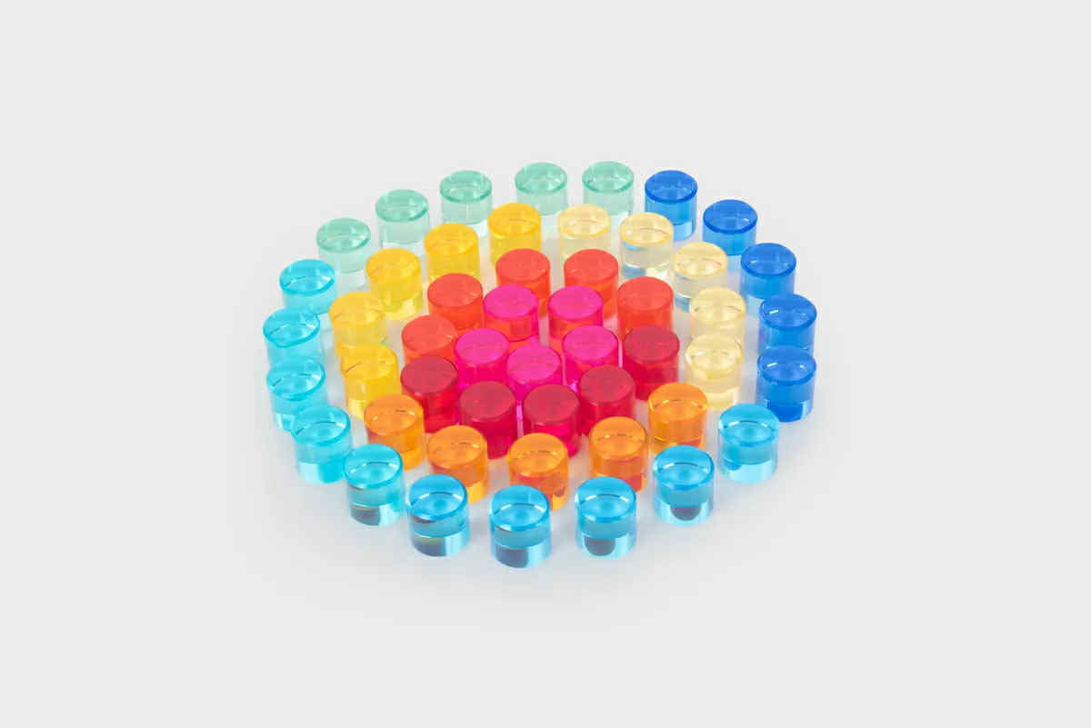 Tickit 100 pcs Gem Circle Lucite Gem Circle Blocks with Mirror Tray Rainbow Translucent Acrylic Open-ended Toy with Tray Tickit