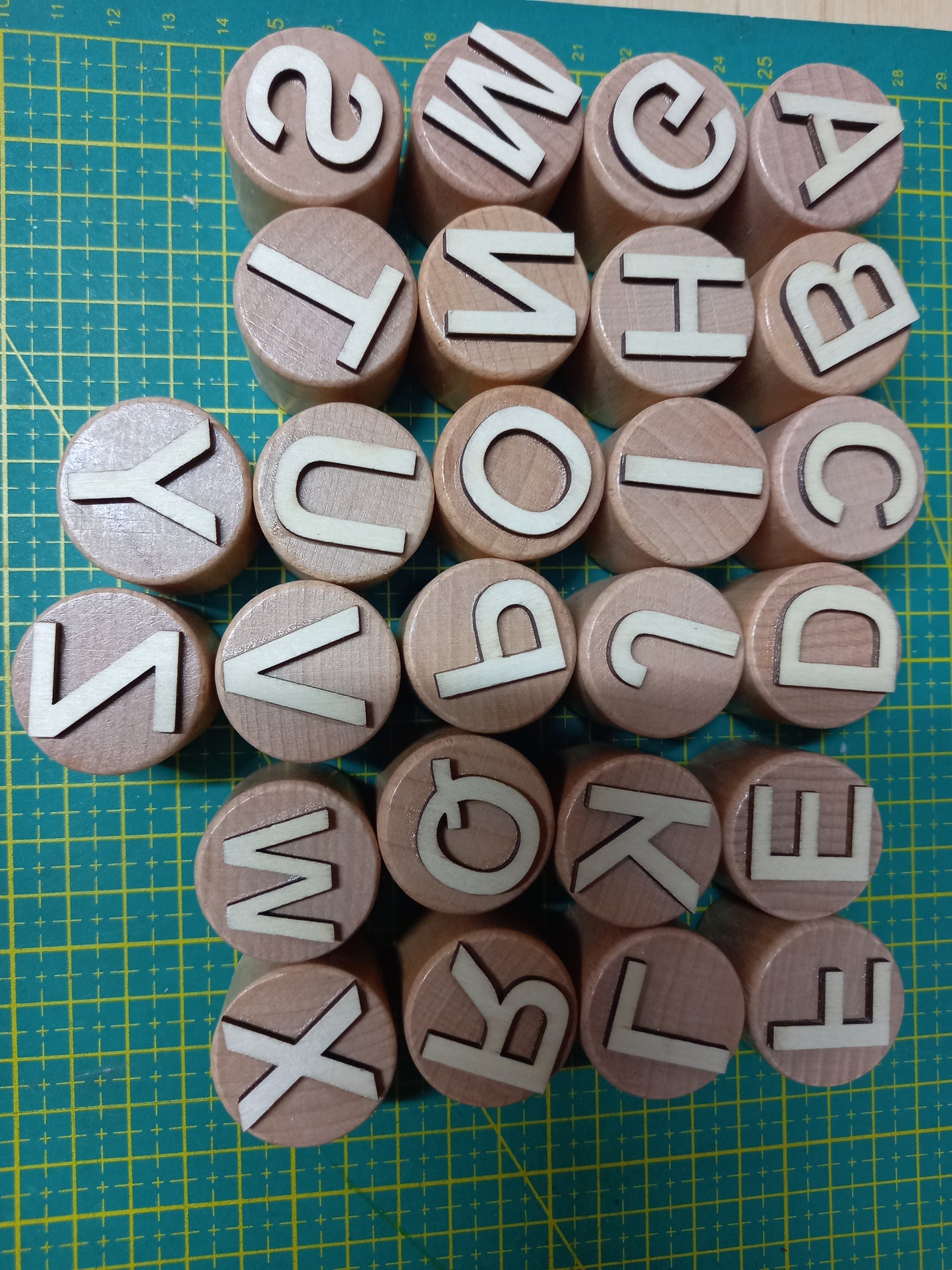 Montessori Kids Wooden Stamps Insects Bee Footprints Animals Butterfly lifecycle Set