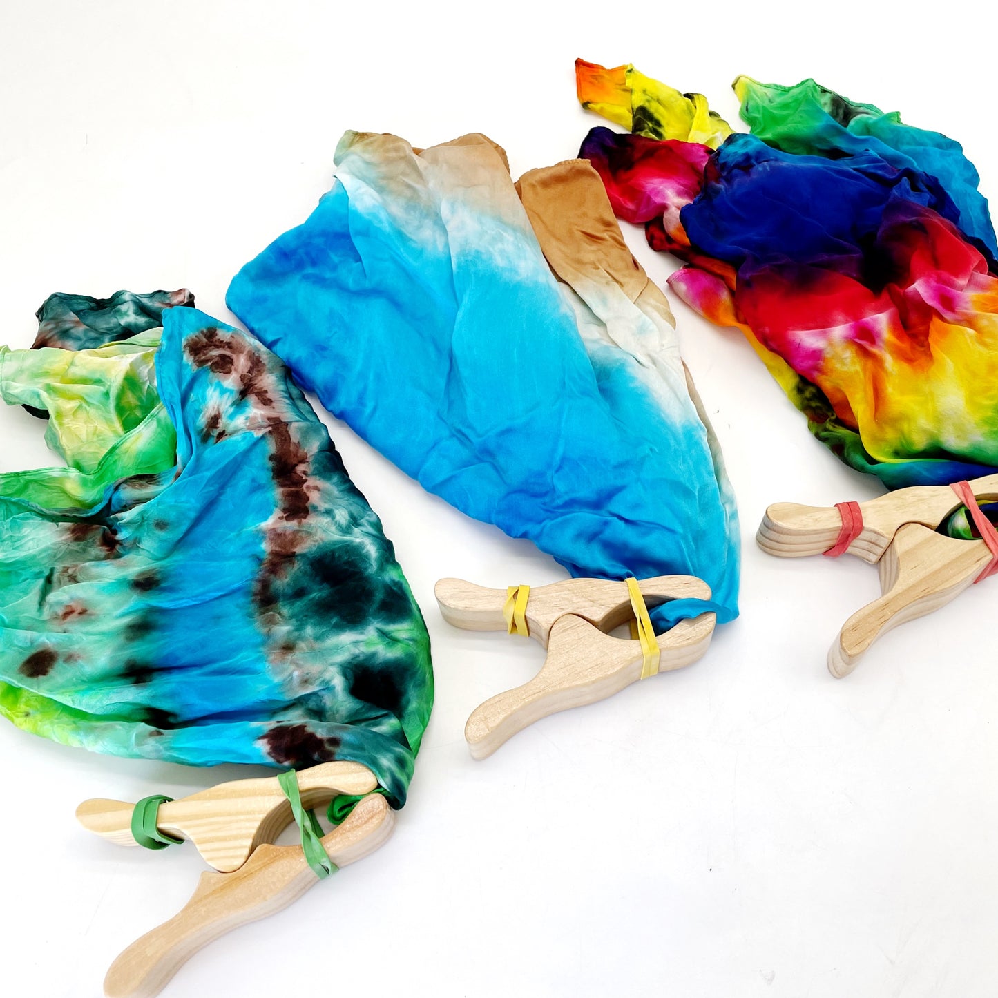 Silks Play Wood Clips Pegs - HAPPY GUMNUT