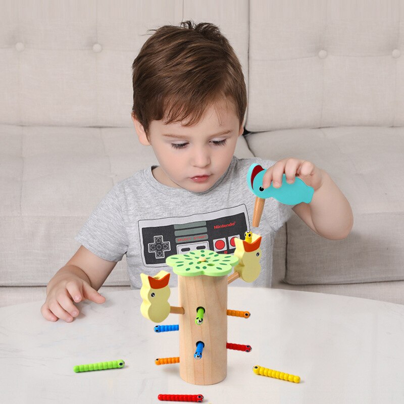 Woodpecker Worm Catching Game B - HAPPY GUMNUT