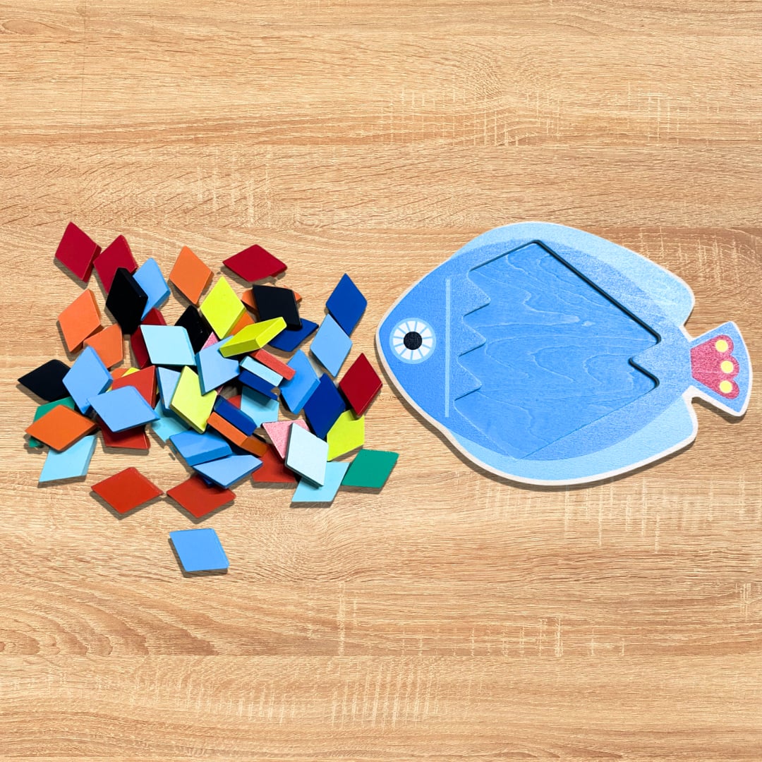 Wooden Pattern Blocks Geometric Shapes Fish Puzzle board With Flash Cards