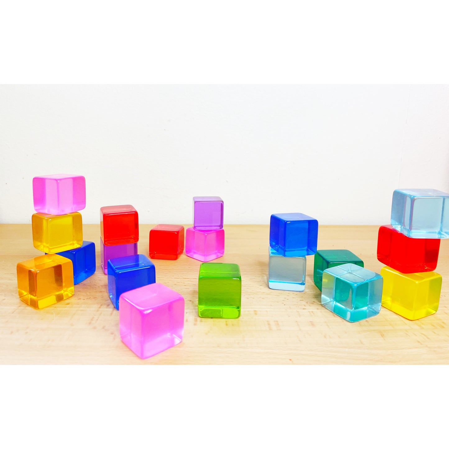 100 Piece Lucite Cubes Acrylic Blocks - HAPPY GUMNUT