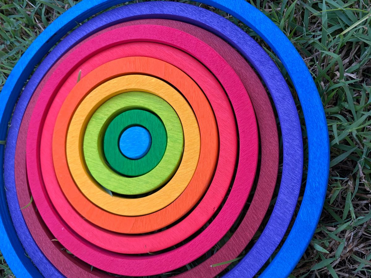 Wooden Rainbow Concentric Circle Plate Buidling Set - HAPPY GUMNUT